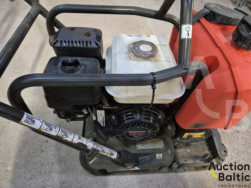 Husqvarna LF80 - Vibrační deska: obrázek 5 Husqvarna LF80 - Vibrační deska: obrázek 5