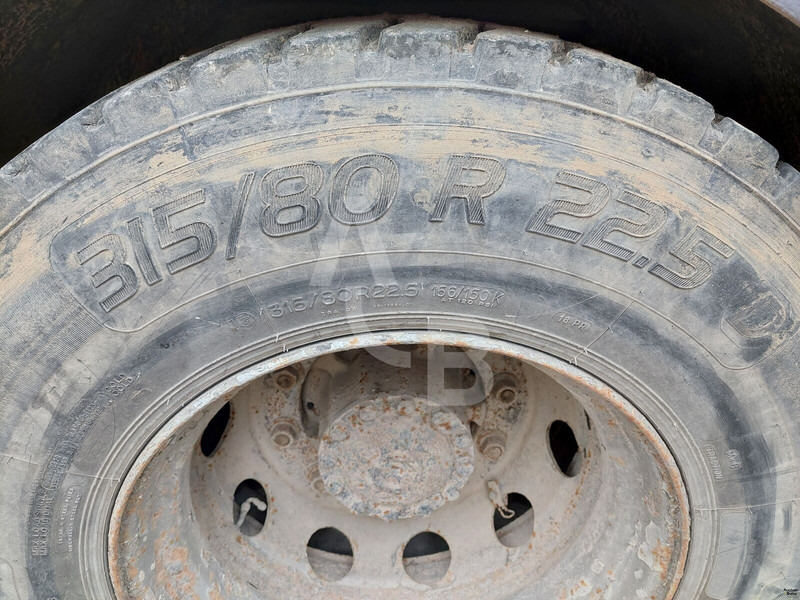 Nákladní automobil valníkový/ Plošinový, Auto s hydraulickou rukou Iveco 180E18: obrázek 16