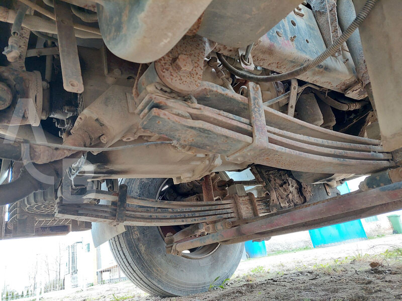 Nákladní automobil valníkový/ Plošinový, Auto s hydraulickou rukou Iveco 180E18: obrázek 14