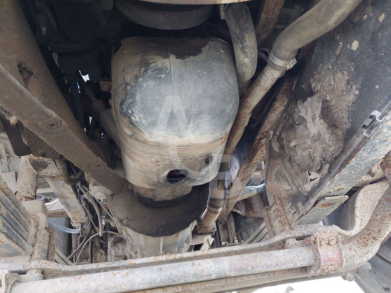 Nákladní automobil valníkový/ Plošinový, Auto s hydraulickou rukou Iveco 180E18: obrázek 13