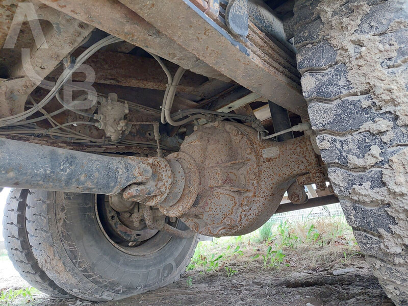 Nákladní automobil valníkový/ Plošinový, Auto s hydraulickou rukou Iveco 180E18: obrázek 8