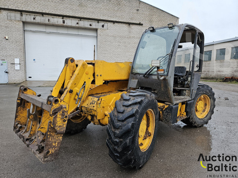 JCB 530 - Teleskopický manipulátor: obrázek 1 JCB 530 - Teleskopický manipulátor: obrázek 1