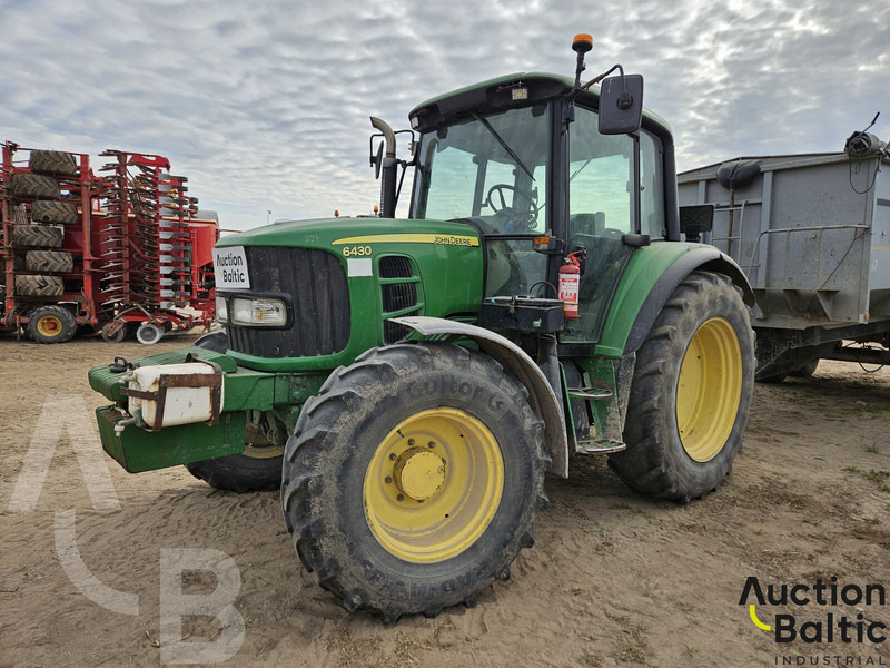 John Deere 6430 - Traktor: obrázek 2 John Deere 6430 - Traktor: obrázek 2