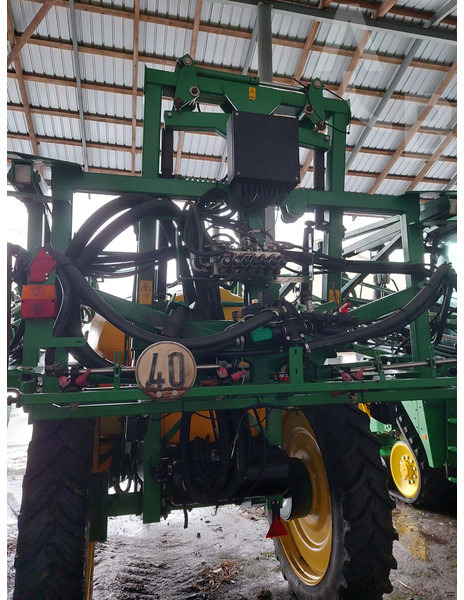 John Deere TRSP700-40/740 - Postřikovač: obrázek 4 John Deere TRSP700-40/740 - Postřikovač: obrázek 4