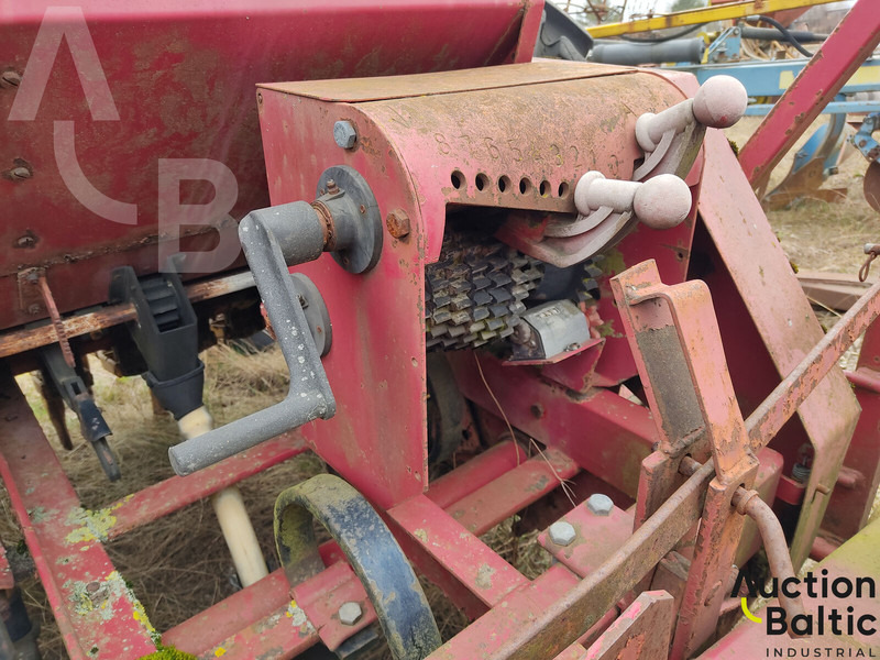 Juko - Secí/ Sázecí stroj: obrázek 5 Juko - Secí/ Sázecí stroj: obrázek 5