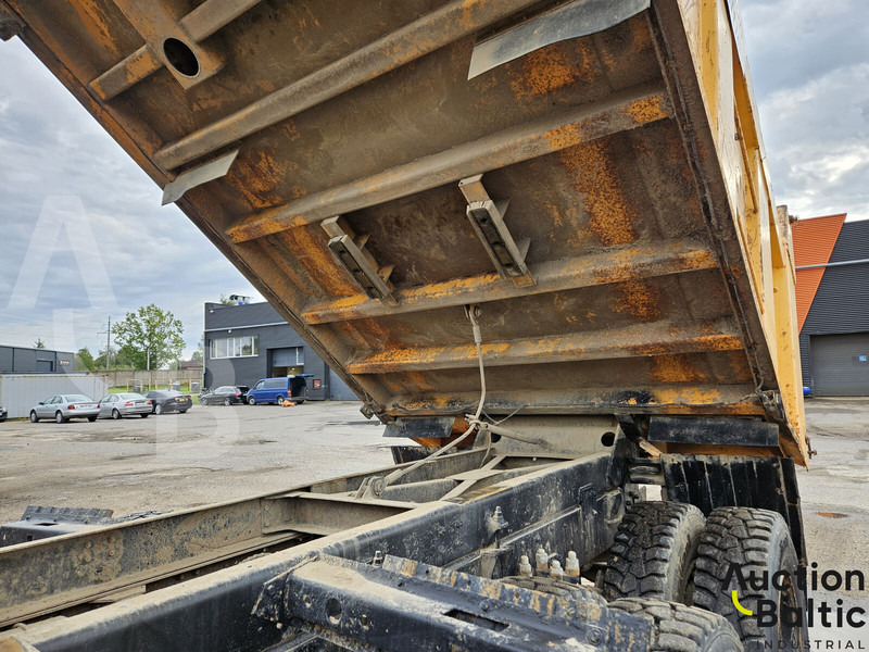 Sklápěč Kamaz 65115: obrázek 12