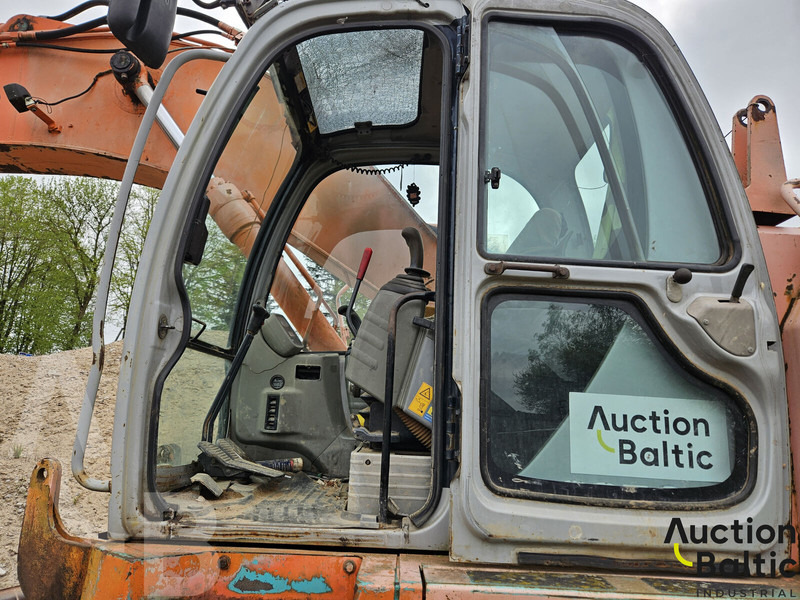 Kobelco SK 235 SR - Pásové rýpadlo: obrázek 5 Kobelco SK 235 SR - Pásové rýpadlo: obrázek 5
