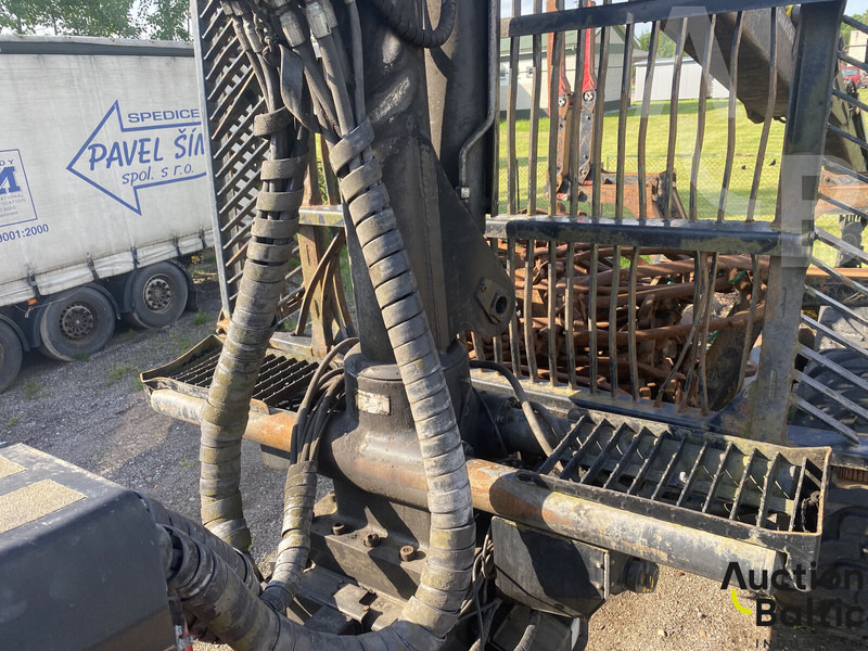 Vyvážecí přívěs Komatsu 895: obrázek 11 Vyvážecí přívěs Komatsu 895: obrázek 11