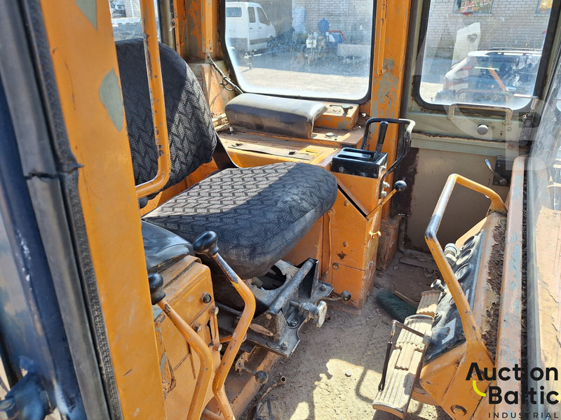Komatsu D57S-1 - Pásový nakladač: obrázek 5 Komatsu D57S-1 - Pásový nakladač: obrázek 5