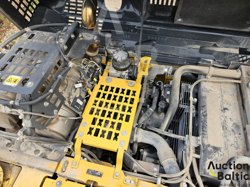 Pásové rýpadlo Komatsu PC210LC-11: obrázek 15