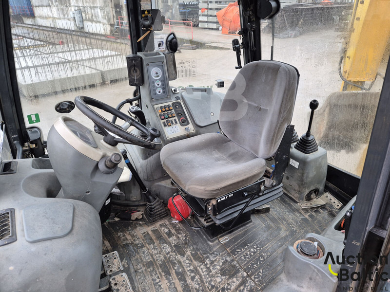 Komatsu WB93S-5 - Rýpadlo-nakladač: obrázek 5 Komatsu WB93S-5 - Rýpadlo-nakladač: obrázek 5