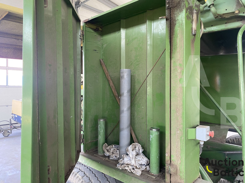 Krone Combi Pack 1250 - Lis na válcové balíky: obrázek 5 Krone Combi Pack 1250 - Lis na válcové balíky: obrázek 5