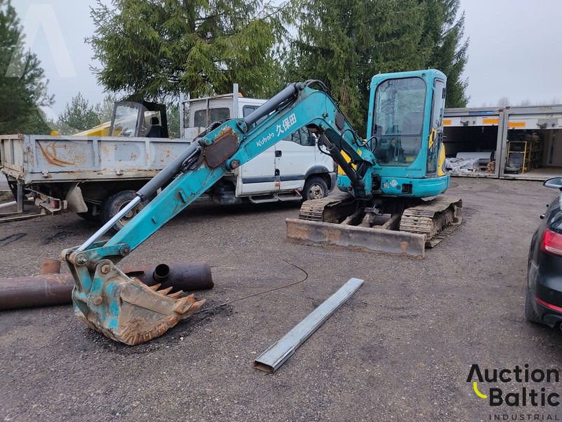 Mini rýpadlo Kubota KX155-3: obrázek 1