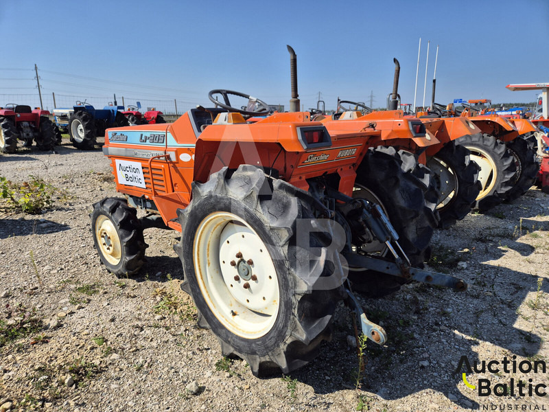 Kubota L1-205D - Traktor: obrázek 4 Kubota L1-205D - Traktor: obrázek 4