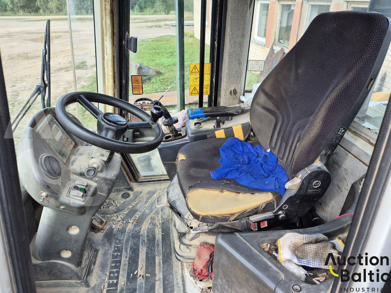 Liebherr L 538 - Kolový nakladač: obrázek 5 Liebherr L 538 - Kolový nakladač: obrázek 5