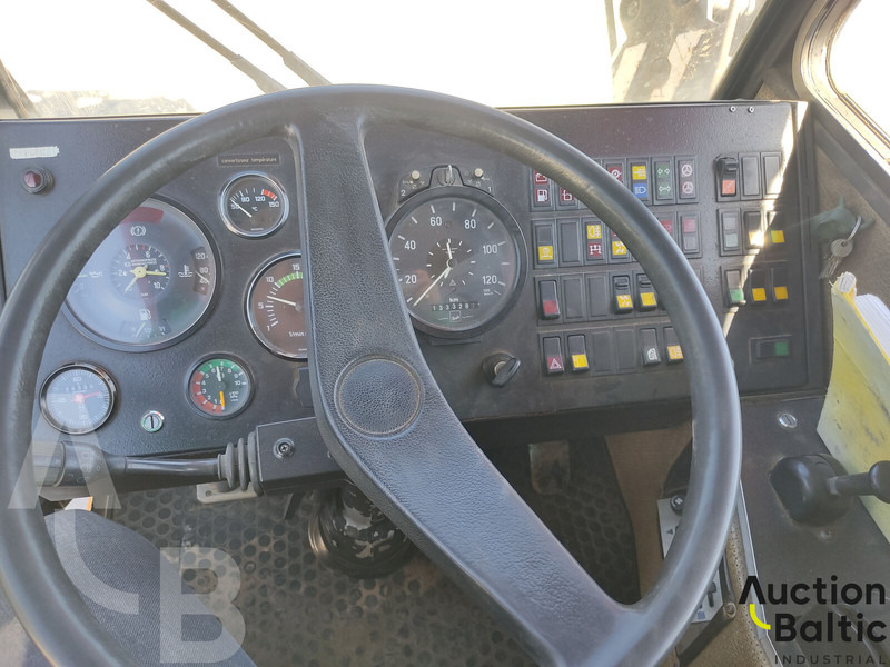 Univerzální autojeřáb Liebherr LTM 1025: obrázek 9