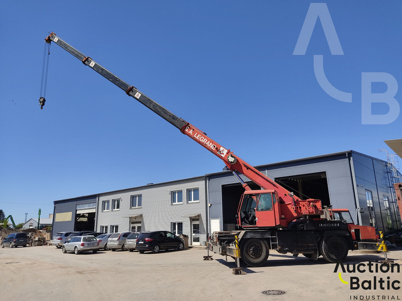Liebherr LTM 1025 - Univerzální autojeřáb: obrázek 1 Liebherr LTM 1025 - Univerzální autojeřáb: obrázek 1