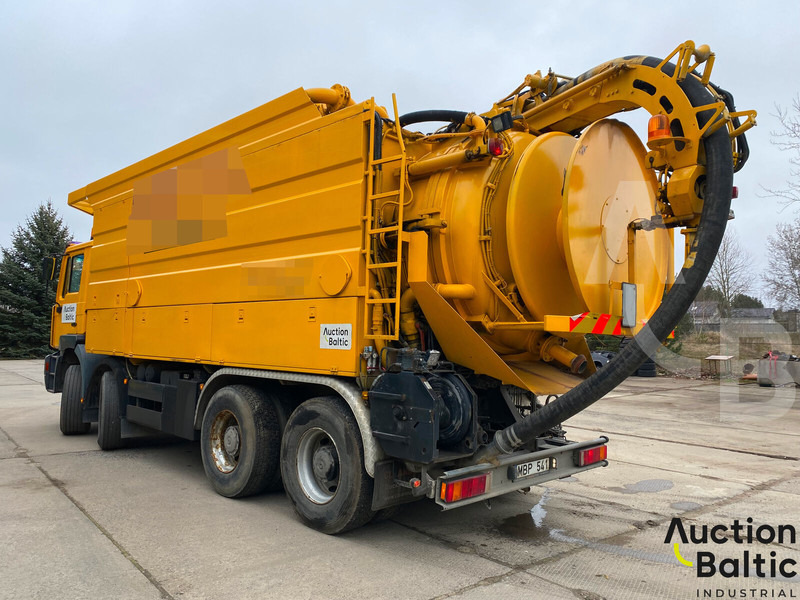 MAN T46 - Čistič odpadových jam: obrázek 3 MAN T46 - Čistič odpadových jam: obrázek 3