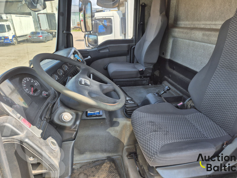 MAN TGM18.240 - Skříňový nákladní auto: obrázek 5 MAN TGM18.240 - Skříňový nákladní auto: obrázek 5