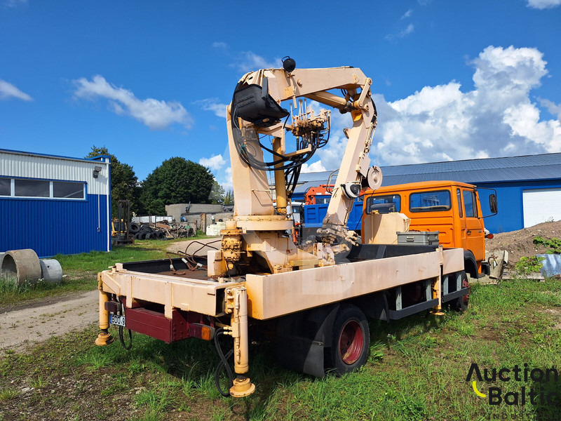 Magirus 130 M 8 - Nákladní automobil valníkový/ Plošinový, Auto s hydraulickou rukou: obrázek 4 Magirus 130 M 8 - Nákladní automobil valníkový/ Plošinový, Auto s hydraulickou rukou: obrázek 4