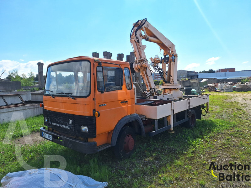 Magirus 130 M 8 - Nákladní automobil valníkový/ Plošinový, Auto s hydraulickou rukou: obrázek 2 Magirus 130 M 8 - Nákladní automobil valníkový/ Plošinový, Auto s hydraulickou rukou: obrázek 2