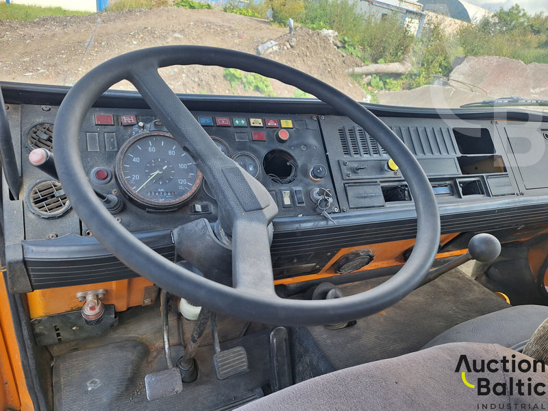 Nákladní automobil valníkový/ Plošinový, Auto s hydraulickou rukou Magirus 130 M 8: obrázek 7