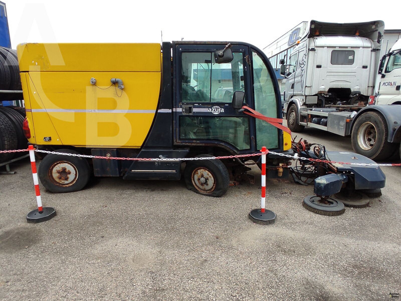 Mathieu Azura - Zametací vůz: obrázek 4 Mathieu Azura - Zametací vůz: obrázek 4