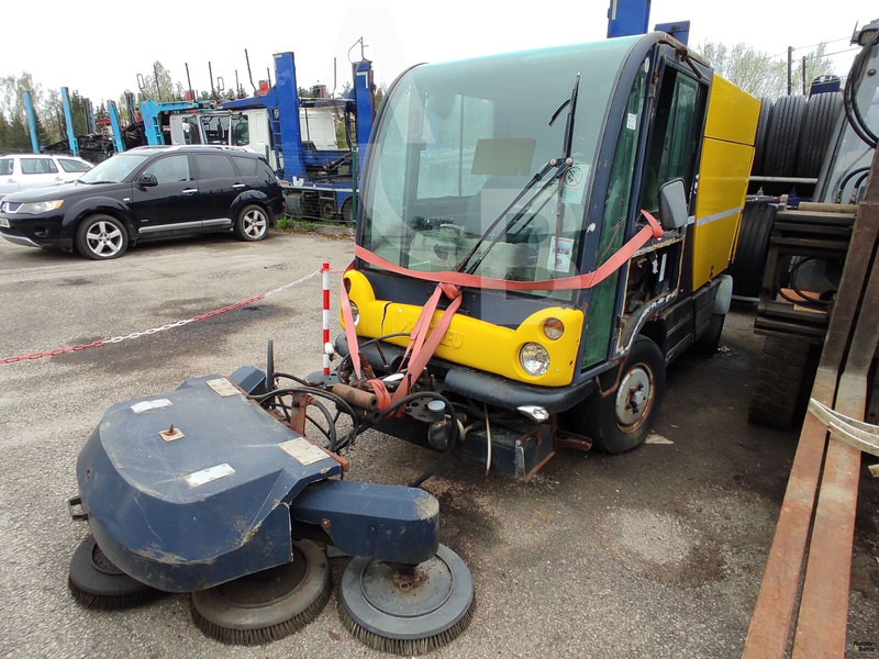 Mathieu Azura - Zametací vůz: obrázek 1 Mathieu Azura - Zametací vůz: obrázek 1