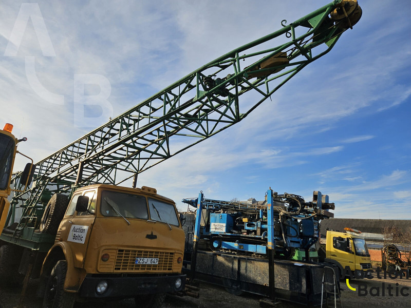 Maz 5334 - Vrtná souprava: obrázek 2 Maz 5334 - Vrtná souprava: obrázek 2