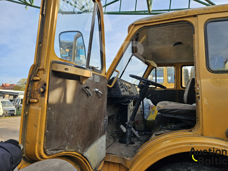 Maz 5334 - Vrtná souprava: obrázek 5 Maz 5334 - Vrtná souprava: obrázek 5