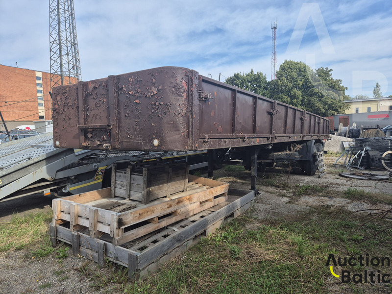 Maz 9397 - Plachtový návěs: obrázek 2 Maz 9397 - Plachtový návěs: obrázek 2