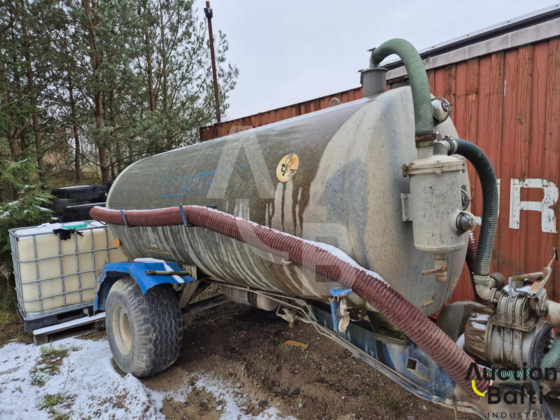 Meprozet PN-40 - Sklápěcí přívěs: obrázek 1 Meprozet PN-40 - Sklápěcí přívěs: obrázek 1