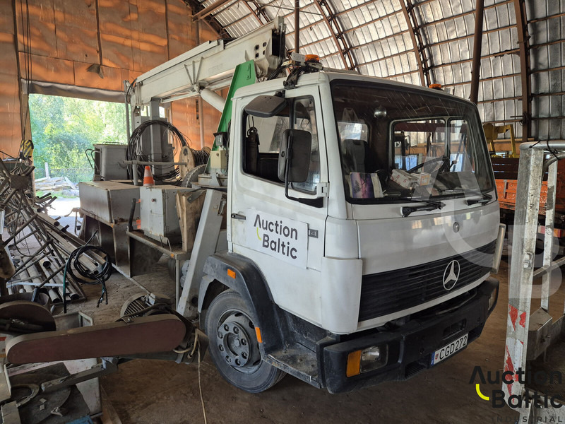Mercedes-Benz 1114 - Autoplošina: obrázek 2 Mercedes-Benz 1114 - Autoplošina: obrázek 2