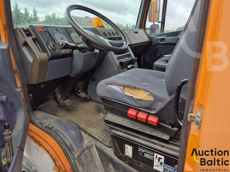 Mercedes-Benz 614 D - Plachtový nákladní auto: obrázek 5 Mercedes-Benz 614 D - Plachtový nákladní auto: obrázek 5