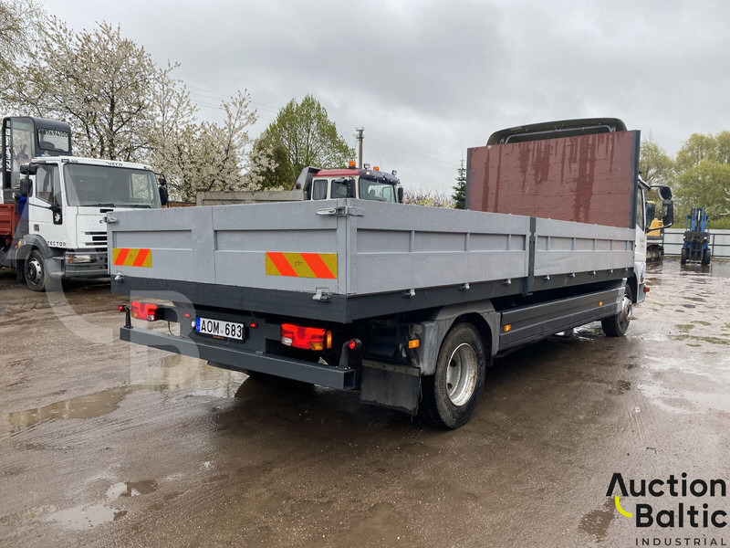 Mercedes-Benz 815 - Nákladní automobil valníkový/ Plošinový: obrázek 4 Mercedes-Benz 815 - Nákladní automobil valníkový/ Plošinový: obrázek 4