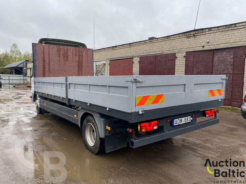 Mercedes-Benz 815 - Nákladní automobil valníkový/ Plošinový: obrázek 3 Mercedes-Benz 815 - Nákladní automobil valníkový/ Plošinový: obrázek 3