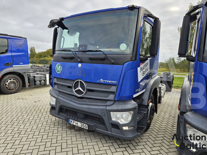 Mercedes-Benz Actros 1843 - Podvozek s kabinou: obrázek 2 Mercedes-Benz Actros 1843 - Podvozek s kabinou: obrázek 2