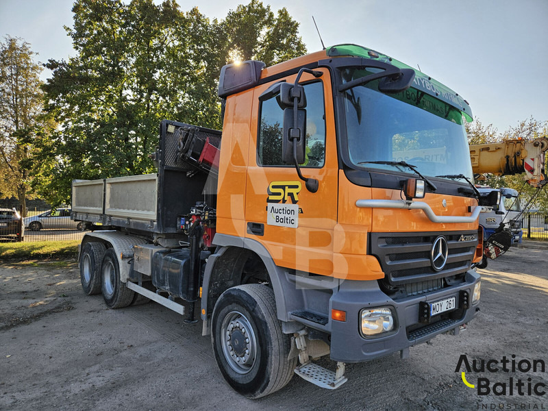 Mercedes-Benz Actros 1844 - Sklápěč, Auto s hydraulickou rukou: obrázek 1 Mercedes-Benz Actros 1844 - Sklápěč, Auto s hydraulickou rukou: obrázek 1
