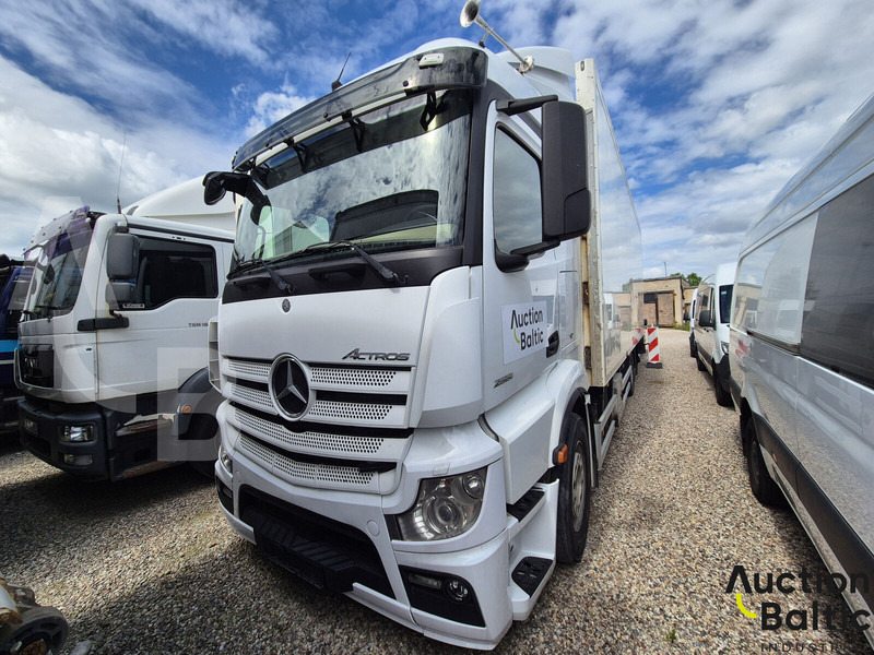 Mercedes-Benz Actros 2551 - Skříňový nákladní auto: obrázek 1 Mercedes-Benz Actros 2551 - Skříňový nákladní auto: obrázek 1