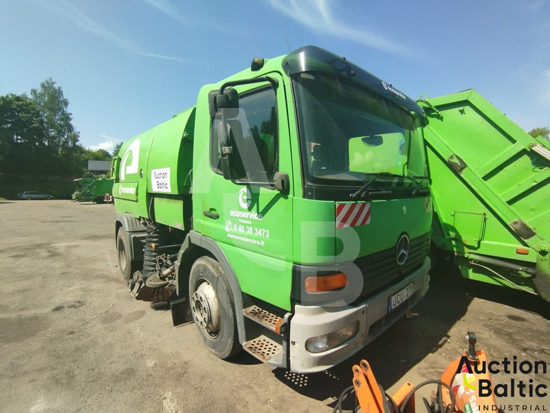 Mercedes-Benz Atego 1318 - Zametací vůz: obrázek 1 Mercedes-Benz Atego 1318 - Zametací vůz: obrázek 1