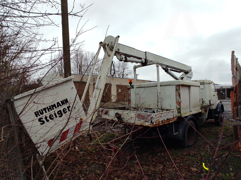 Mercedes-Benz Lako 911 - Autoplošina: obrázek 4 Mercedes-Benz Lako 911 - Autoplošina: obrázek 4