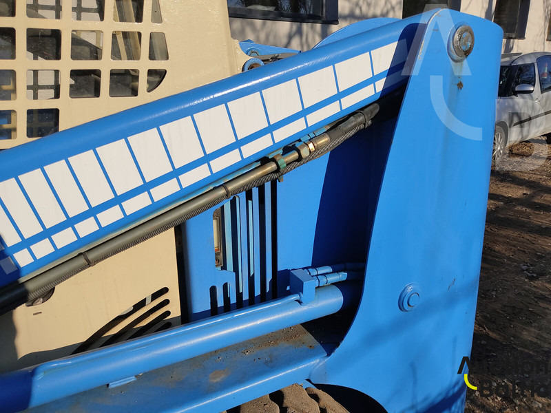 Smykový nakladač Messersi SL-45: obrázek 11 Smykový nakladač Messersi SL-45: obrázek 11