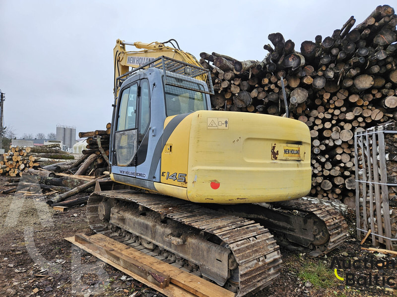 New Holland E 145 - Pásové rýpadlo: obrázek 4 New Holland E 145 - Pásové rýpadlo: obrázek 4