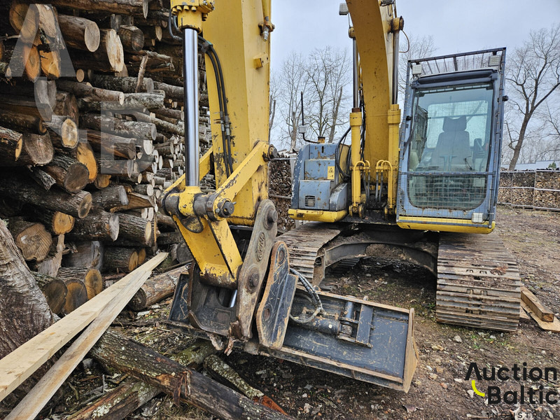 New Holland E 145 - Pásové rýpadlo: obrázek 3 New Holland E 145 - Pásové rýpadlo: obrázek 3