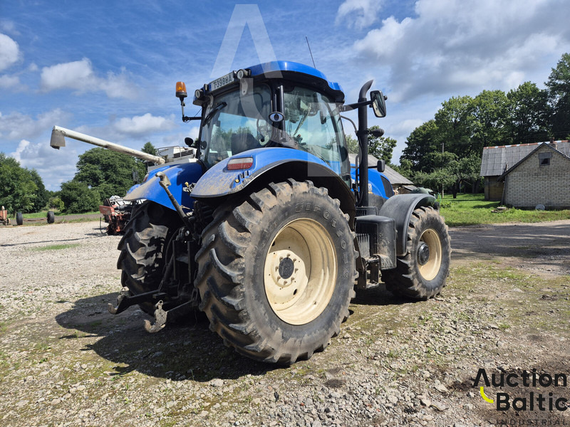 New Holland T 7.210 - Traktor: obrázek 5 New Holland T 7.210 - Traktor: obrázek 5