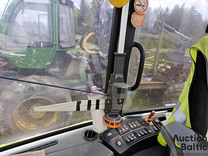 Kombajn Ponsse Beaver: obrázek 10 Kombajn Ponsse Beaver: obrázek 10
