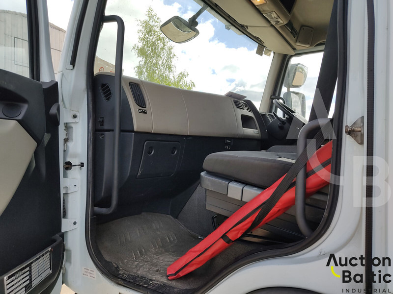 Renault Premium - Přepravník automobilů: obrázek 5 Renault Premium - Přepravník automobilů: obrázek 5