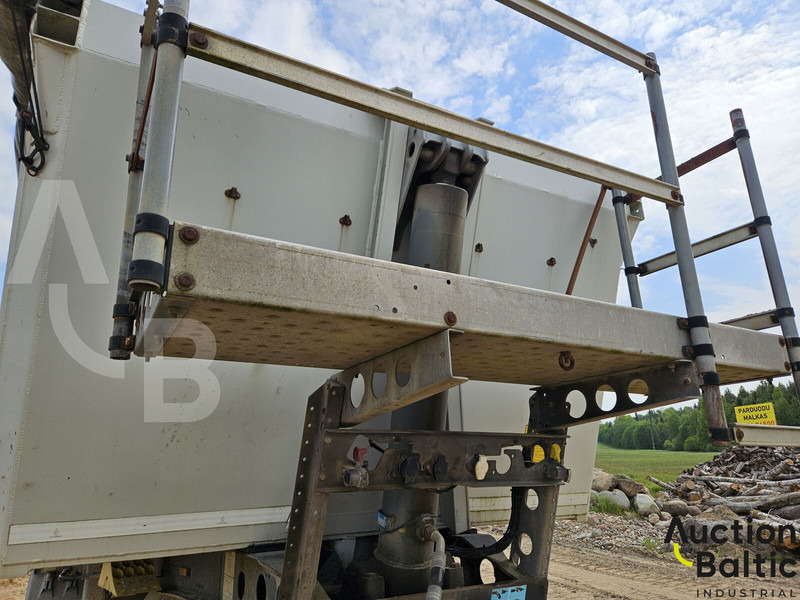 Schmitz-Gotha SKI 24-7.2 - Plachtový návěs: obrázek 5 Schmitz-Gotha SKI 24-7.2 - Plachtový návěs: obrázek 5