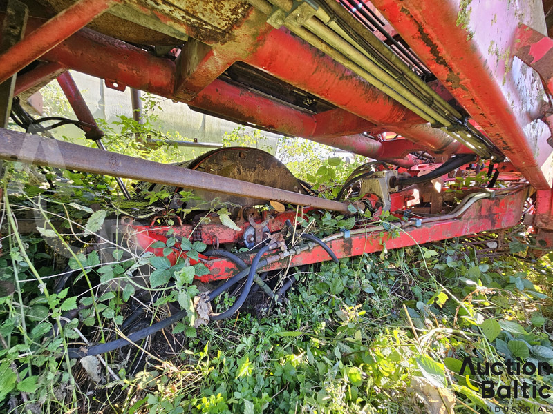 Sklízecí mlátička pro dopravu potravin TIM Sugar beet harvester: obrázek 13