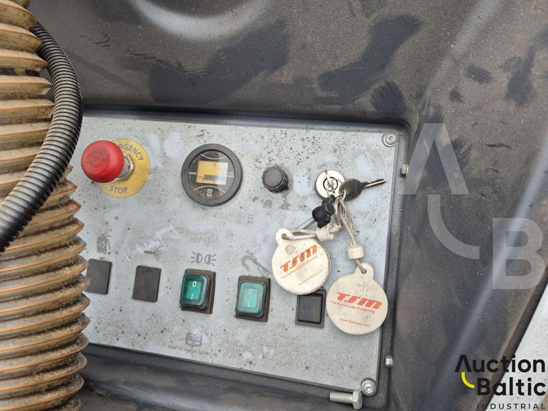 TSM Aria 240 - Zametací vůz: obrázek 5 TSM Aria 240 - Zametací vůz: obrázek 5